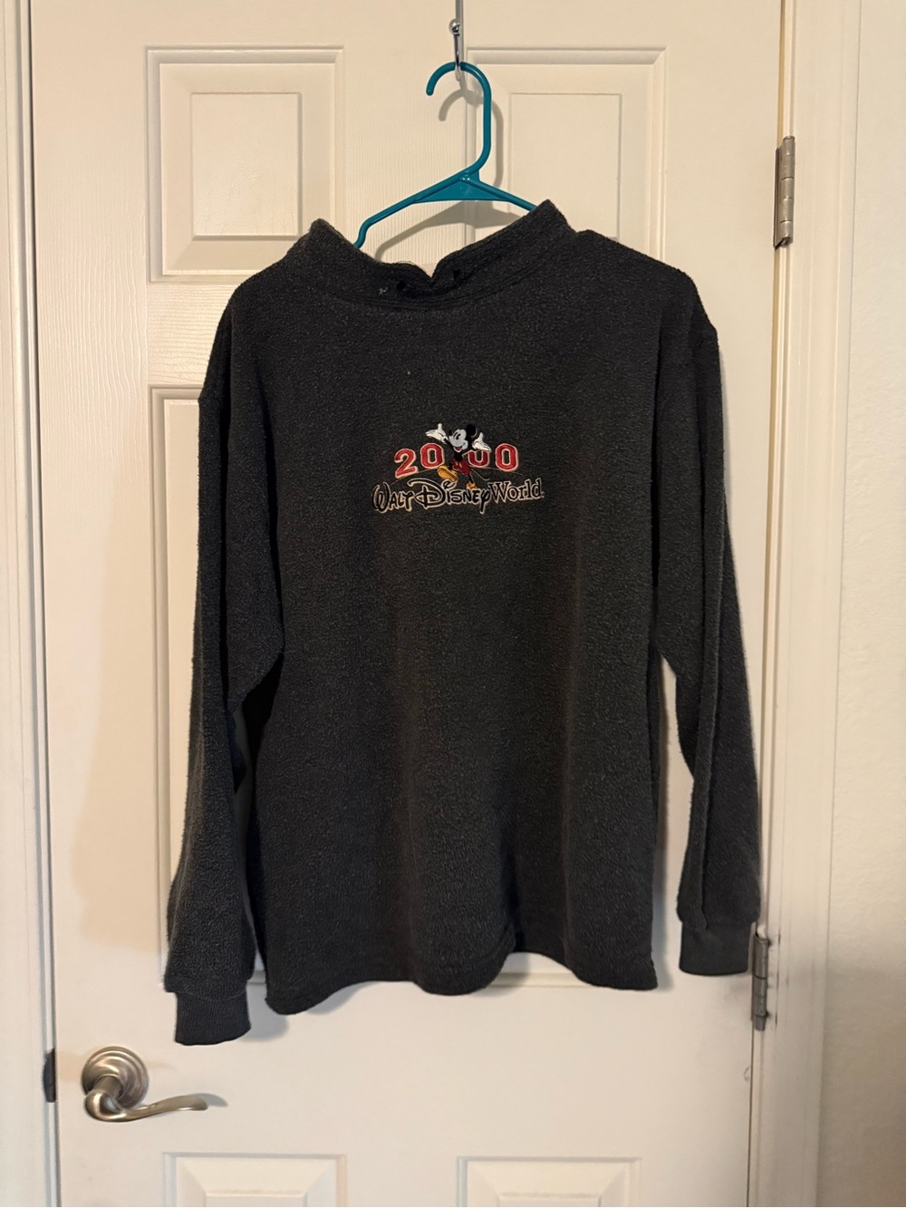 Disney Black 2000 Walt Disney World Hoodie Sweatshirt
